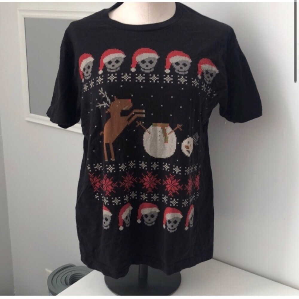 Vintage Hot Topic Christmas Tee